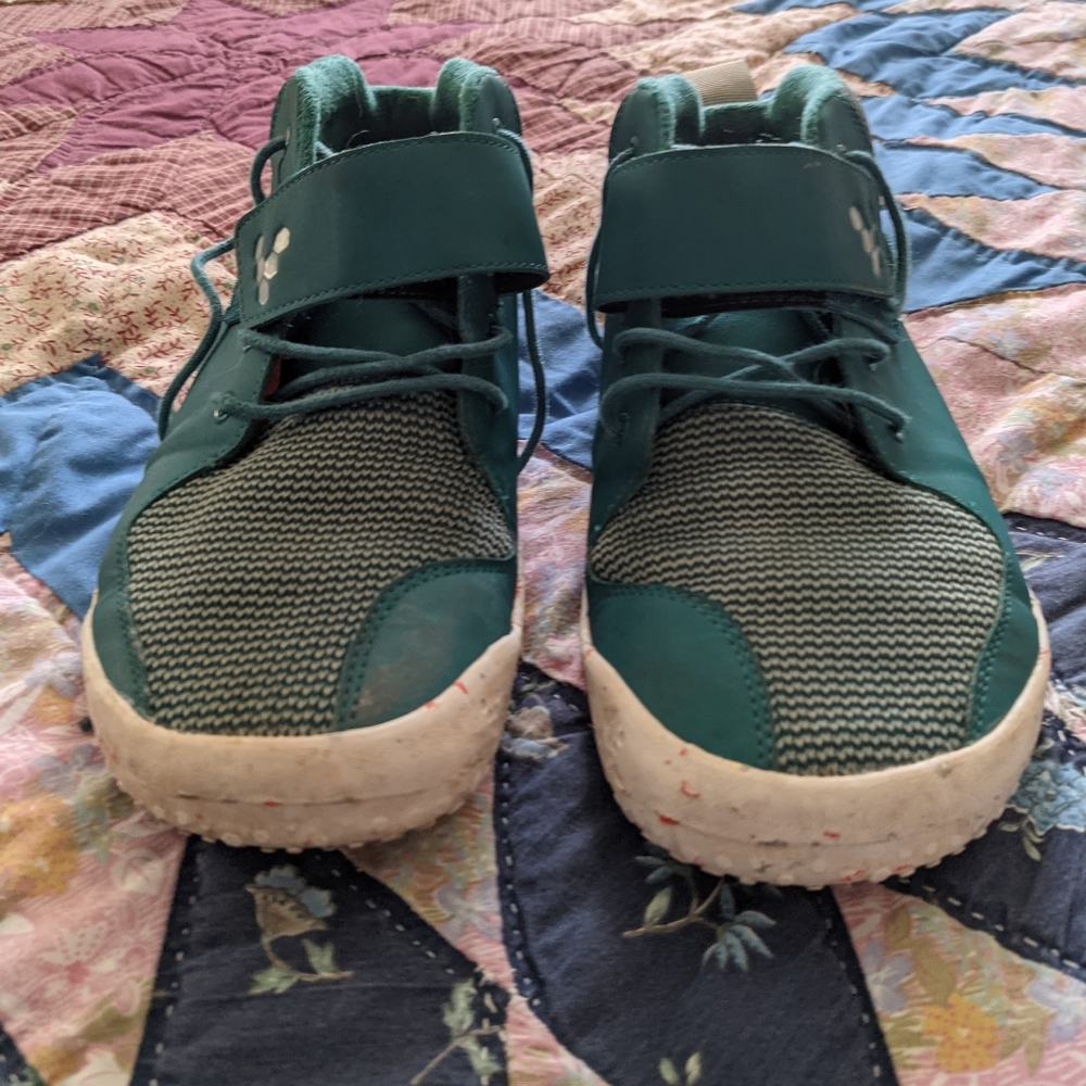 Vivobarefoot Primus boot